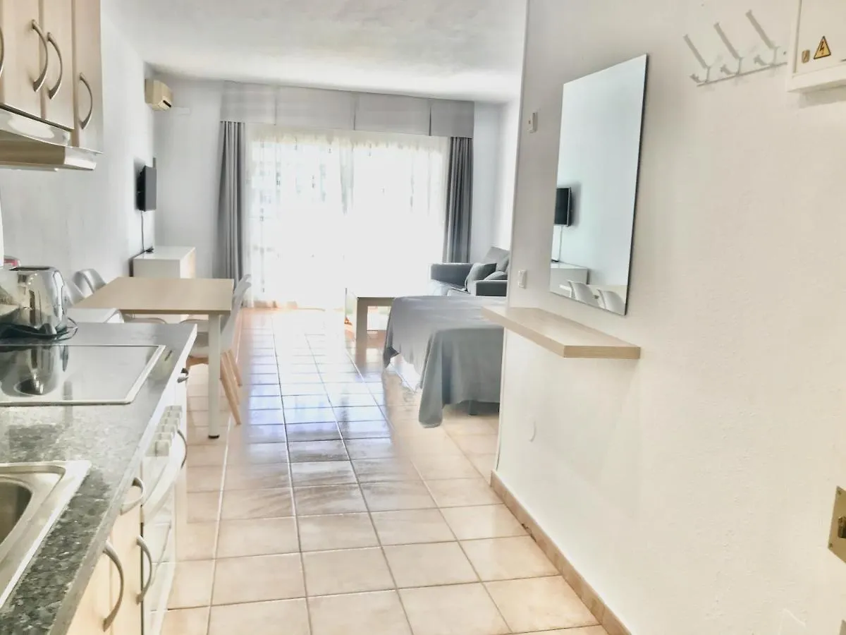 Benal Beach Apartment Benalmadena 0*,